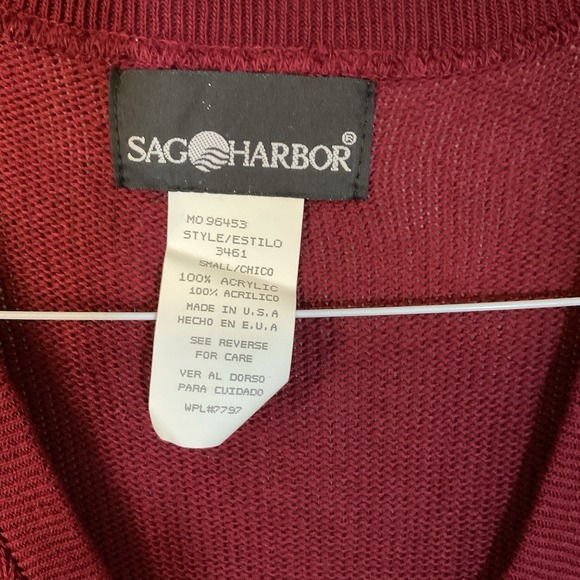 New women's Sag Harbor button up sleeveless sweater‎ Berry size small - Picture 2 of 7